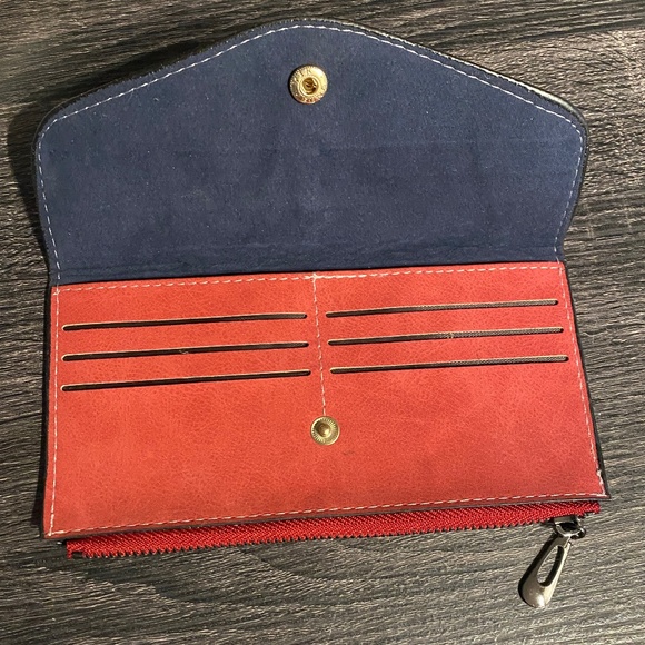 NEW Vintage Red Suede Wallet 6 Card Slots Zipper Pocket Snap Closure - Picture 1 of 3